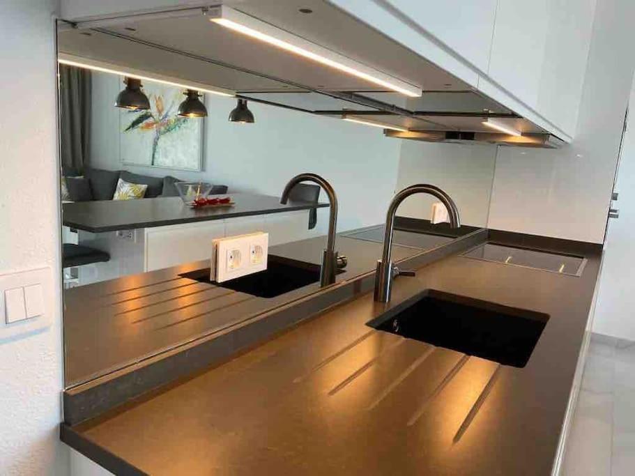 Apartamento Modern, Spacious 3 Bedroom With Sea View Málaga