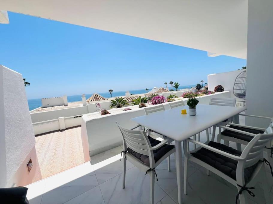 Modern, Spacious 3 Bedroom With Sea View Apartamento Málaga
