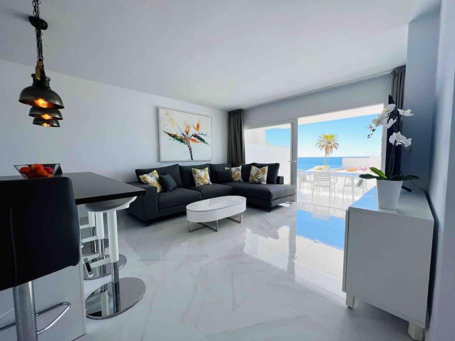 Modern, Spacious 3 Bedroom With Sea View Málaga
