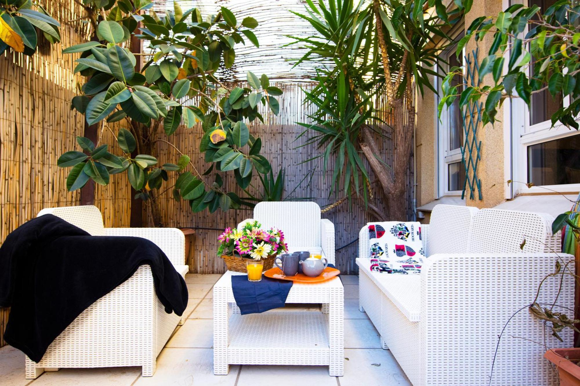 Apartamento Casa Con Gran Patio Privado *
