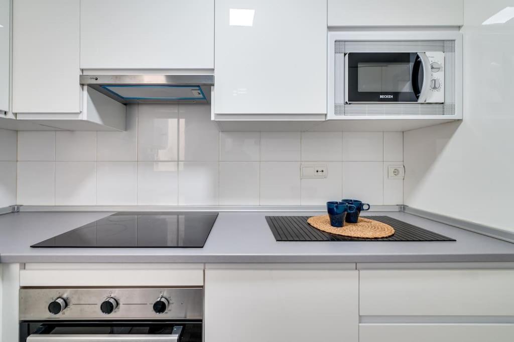 Chic In Heart Of Town Apartamento