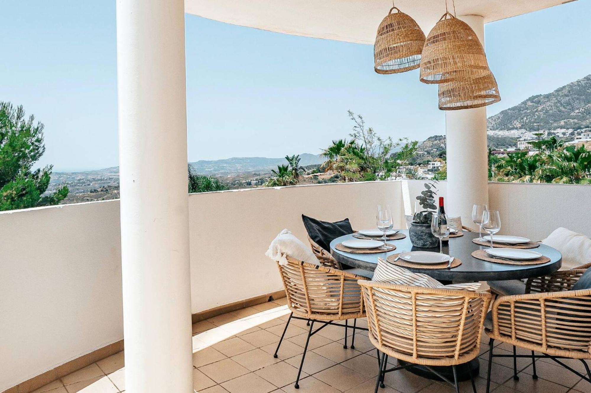 New Renovated Townhouse With Sea View And Jacuzzi Сasa de vacaciones Málaga
