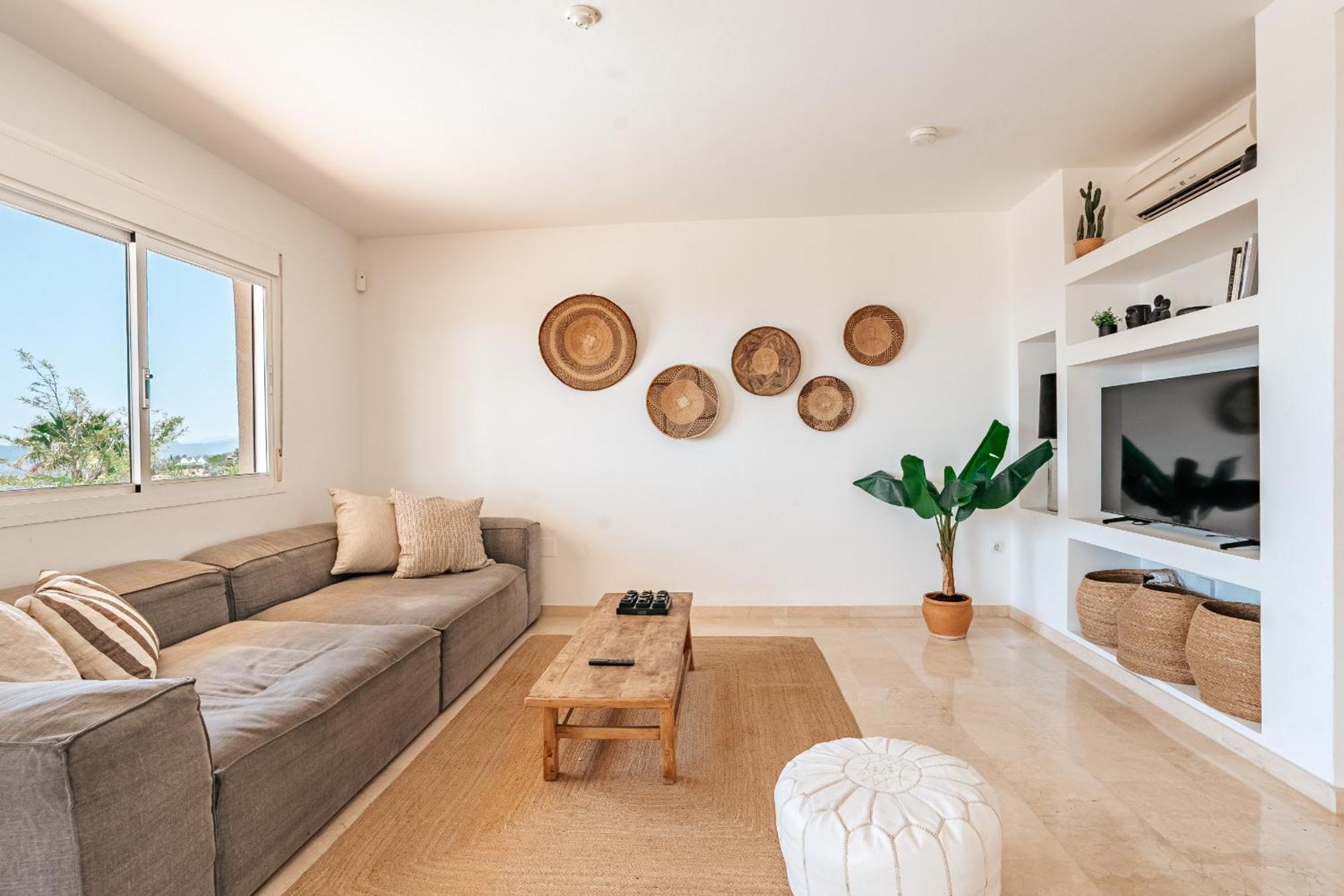 New Renovated Townhouse With Sea View And Jacuzzi Сasa de vacaciones