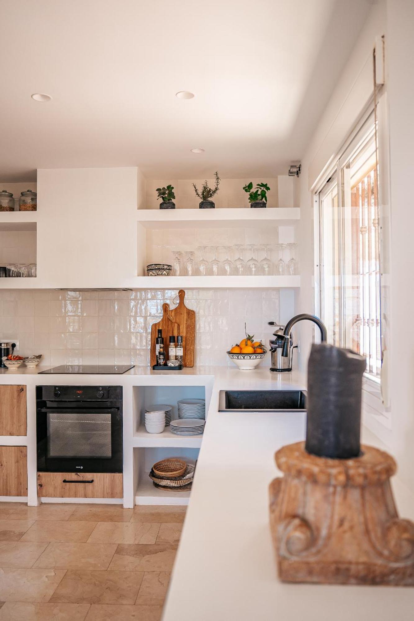 New Renovated Townhouse With Sea View And Jacuzzi Сasa de vacaciones *