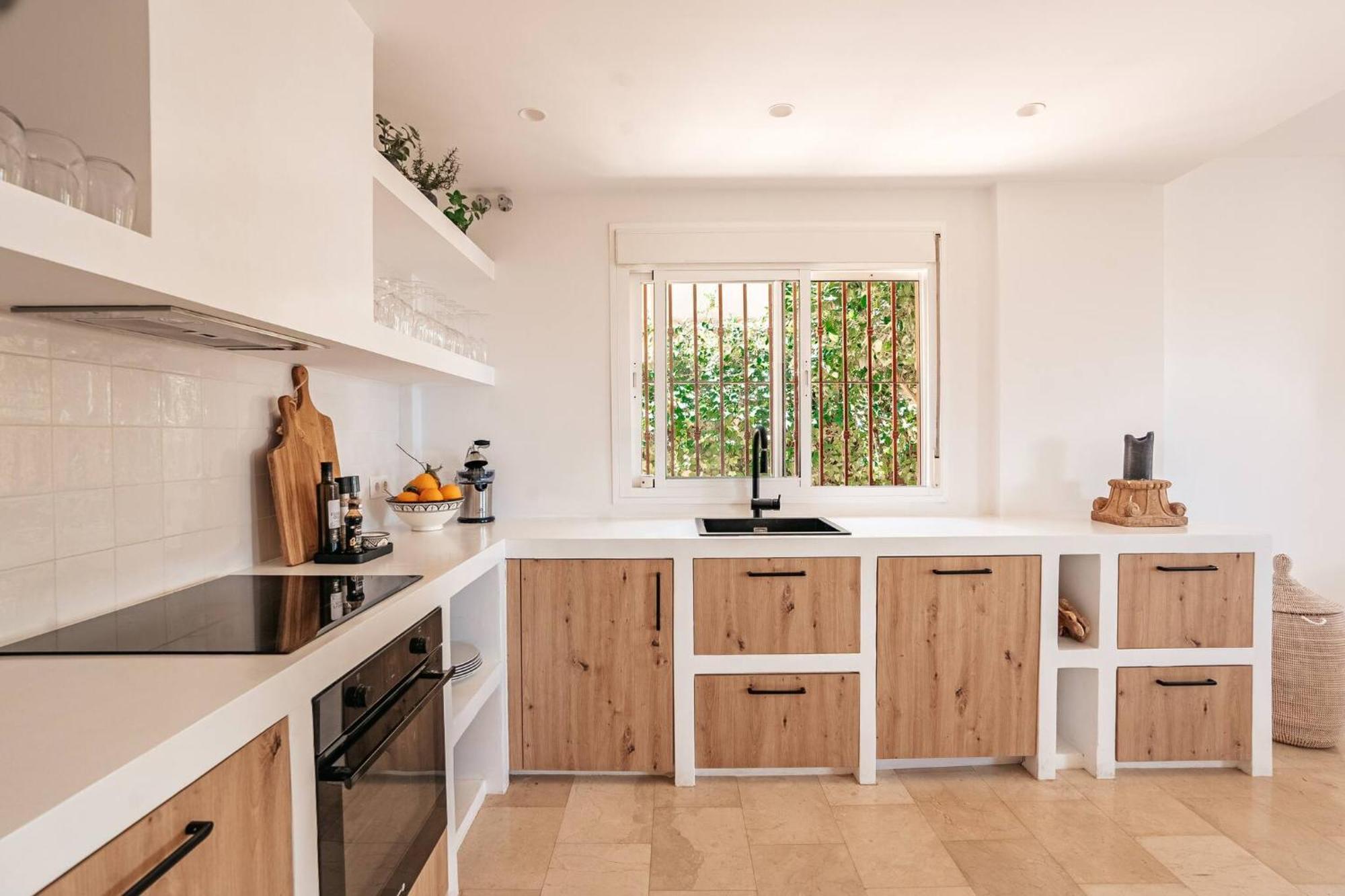 Сasa de vacaciones New Renovated Townhouse With Sea View And Jacuzzi