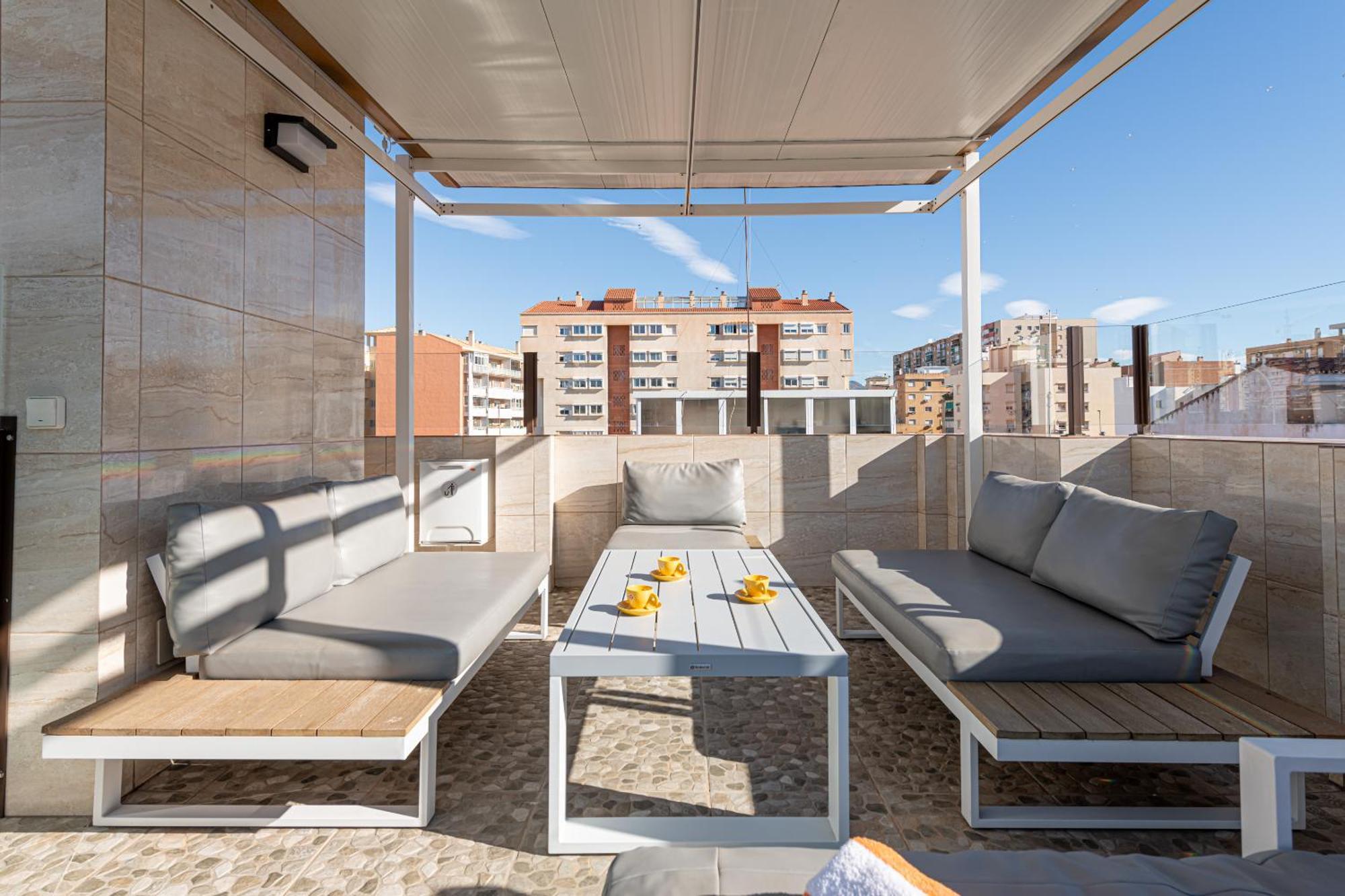Luxury Poseidon Apartahotel Málaga