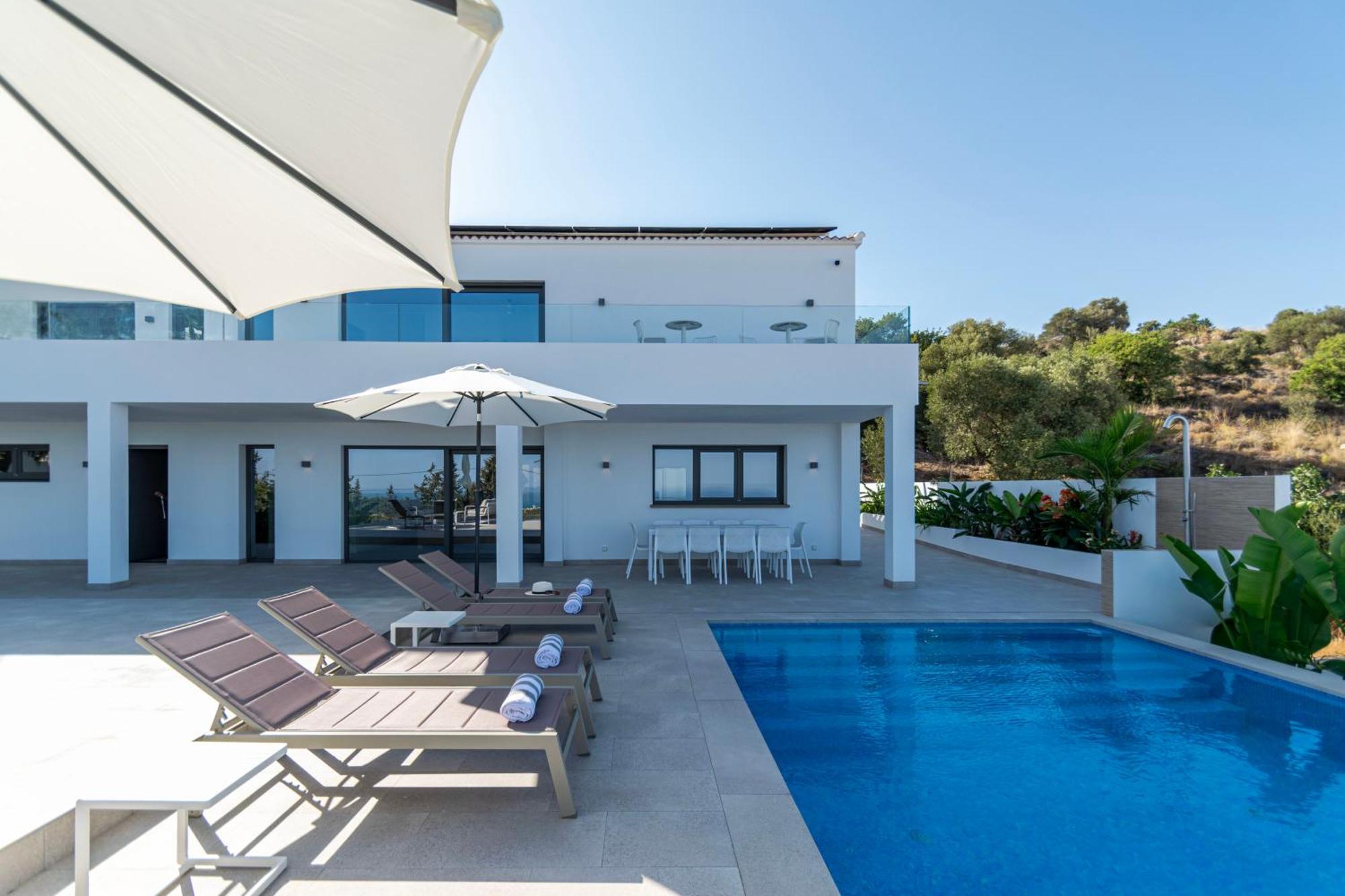 Happyplace -- With Panoramic Sea View Heated Infinity Saltwater Pool * Málaga