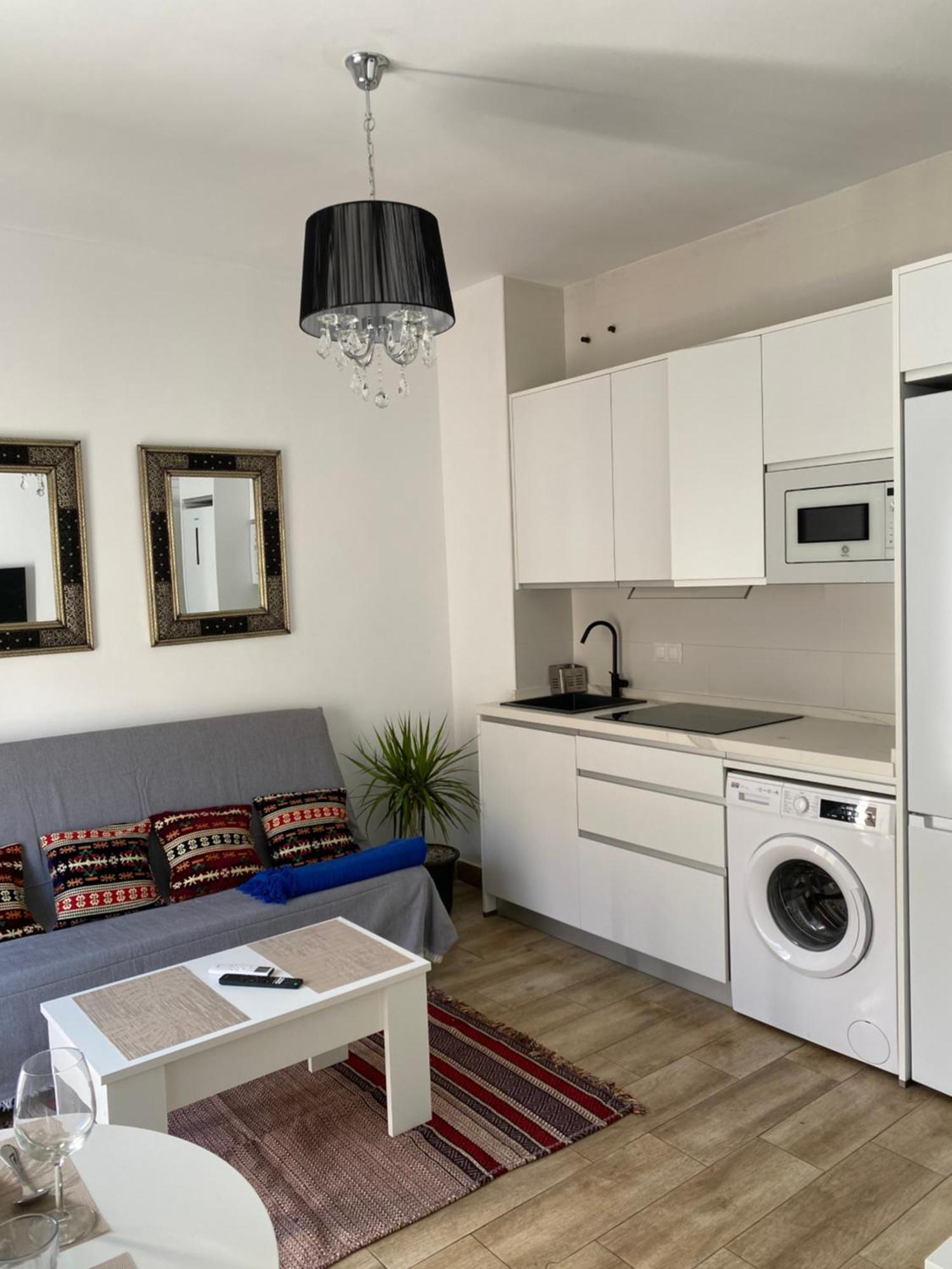 Apartamento Iluminada En El Centro Historico De *