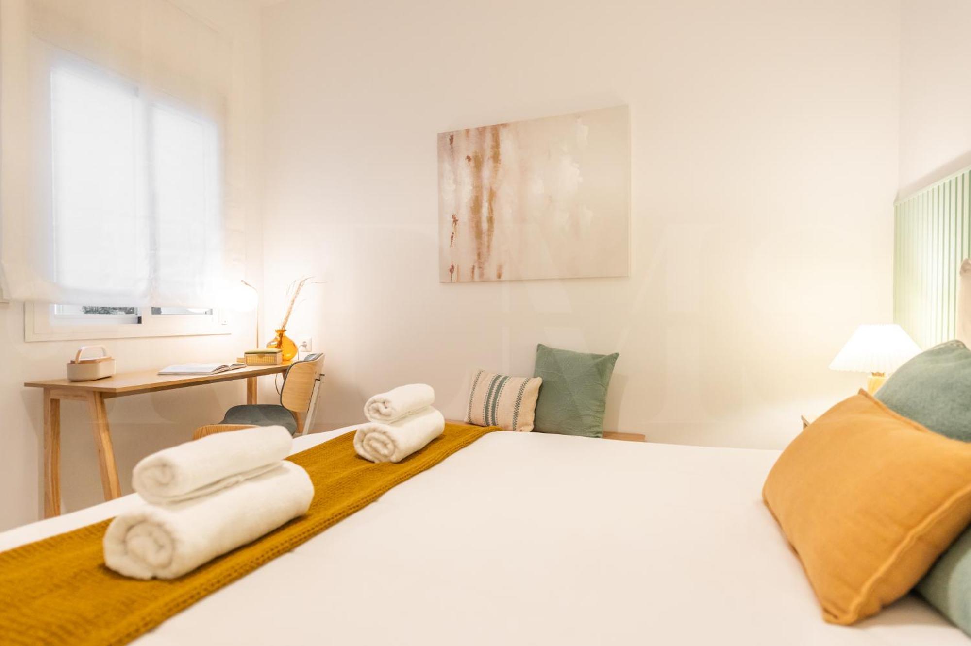 Cozy In The Heart Of By Rems Apartamento