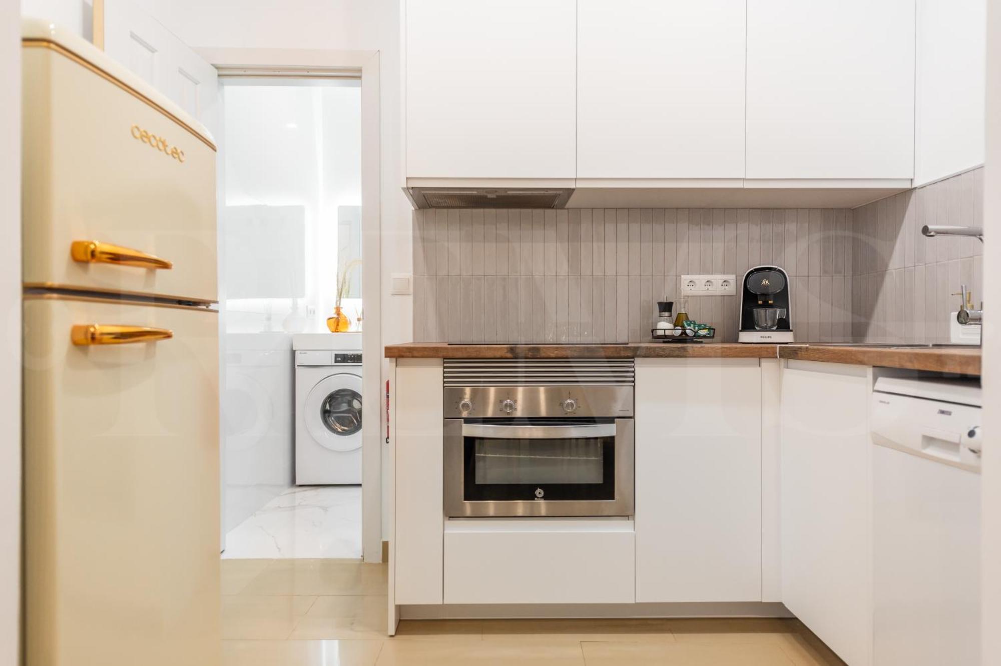 Apartamento Cozy In The Heart Of By Rems Málaga