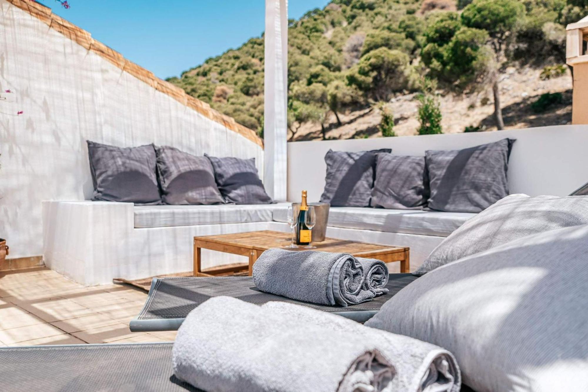 New Renovated Townhouse With Sea View And Jacuzzi Сasa de vacaciones *