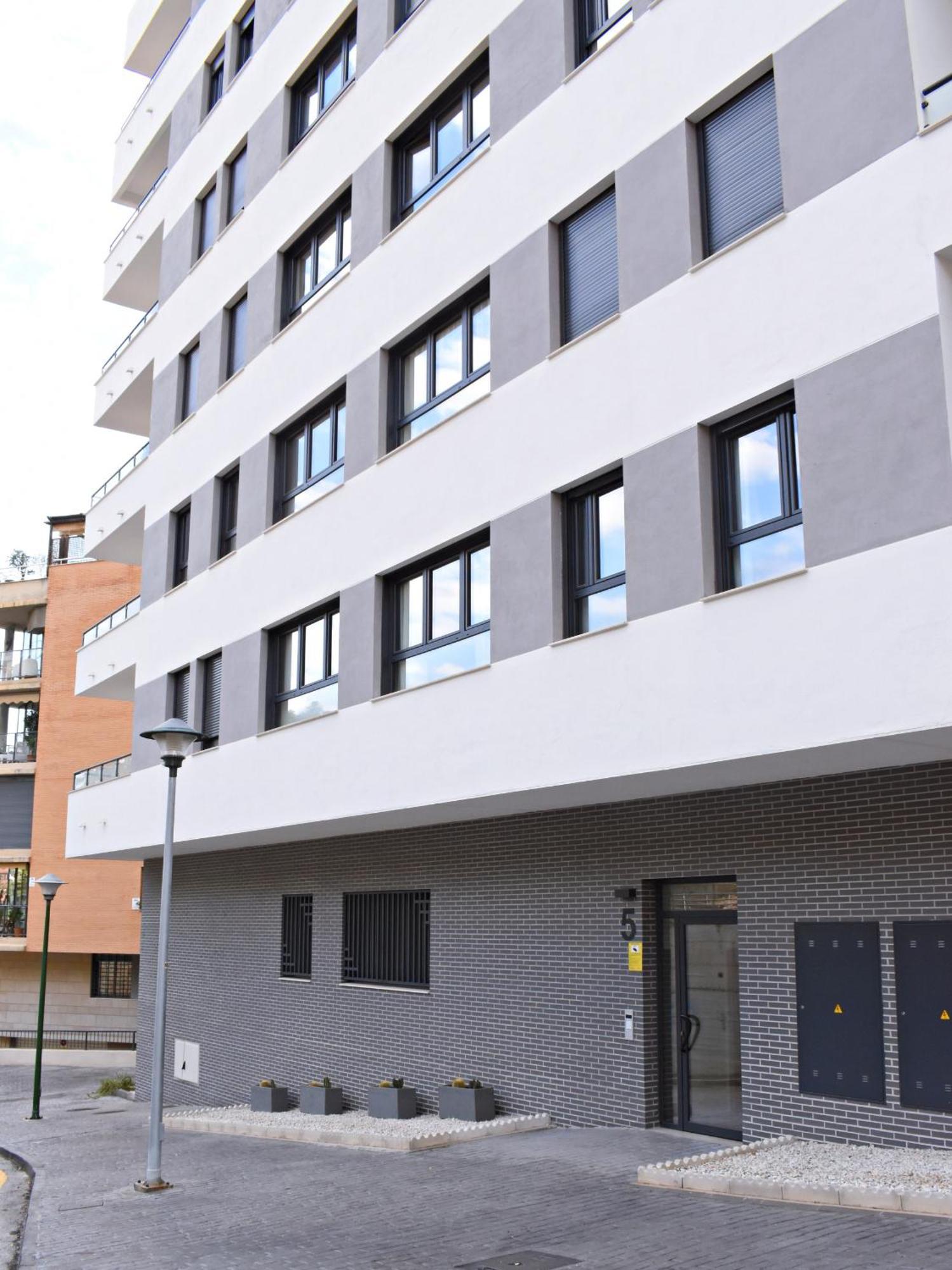 Malagueta's Cozy With Parking And Swimming Pool Apartment Malaga
