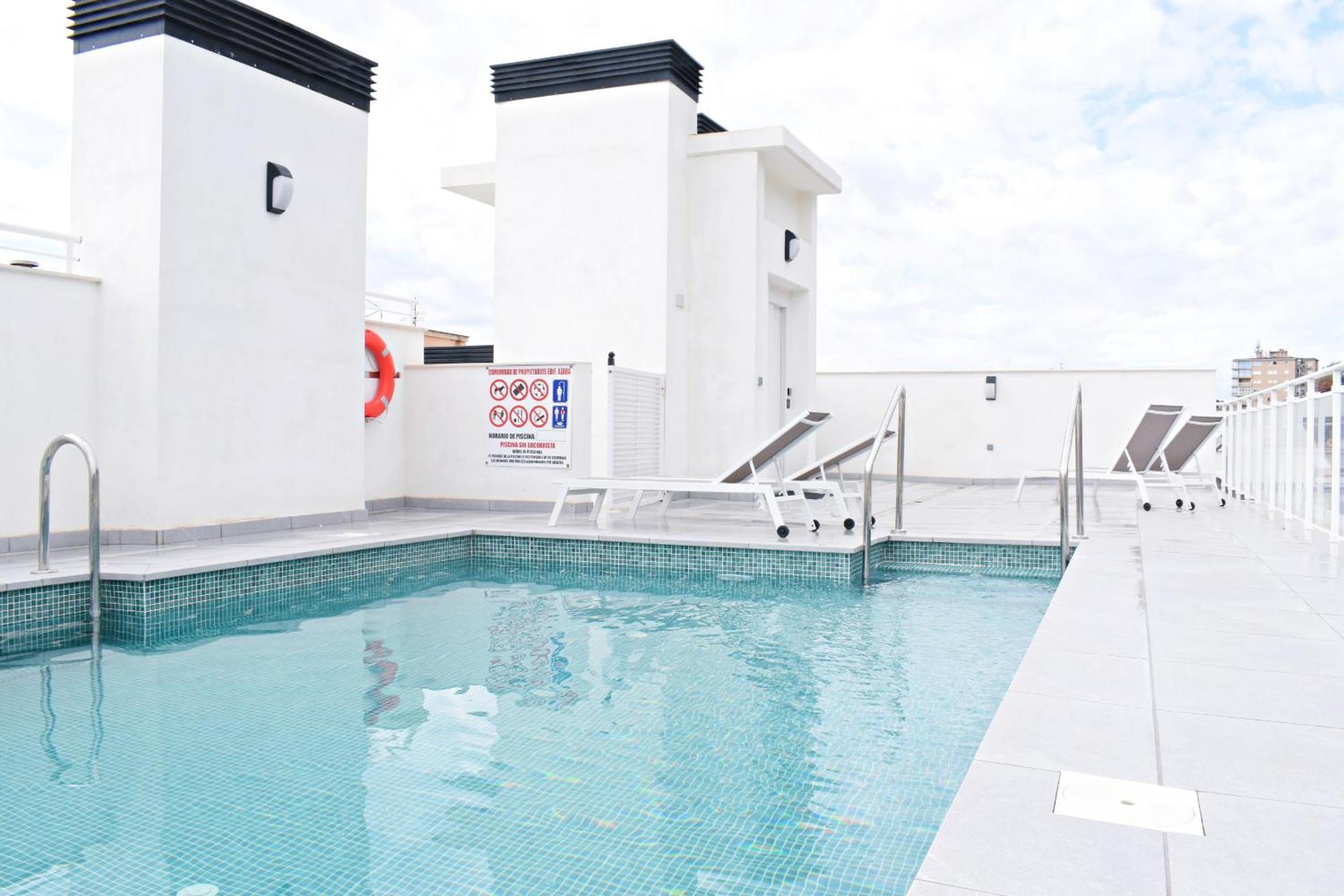 Apartment Malagueta's Cozy With Parking And Swimming Pool