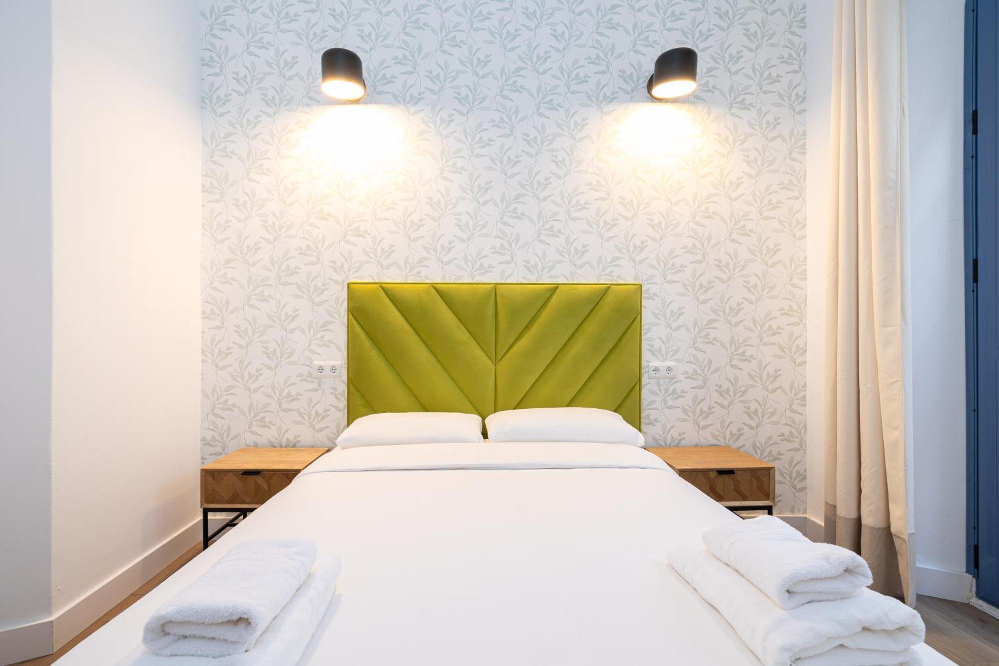 Modern Spacious Palace -1bedroom-center
