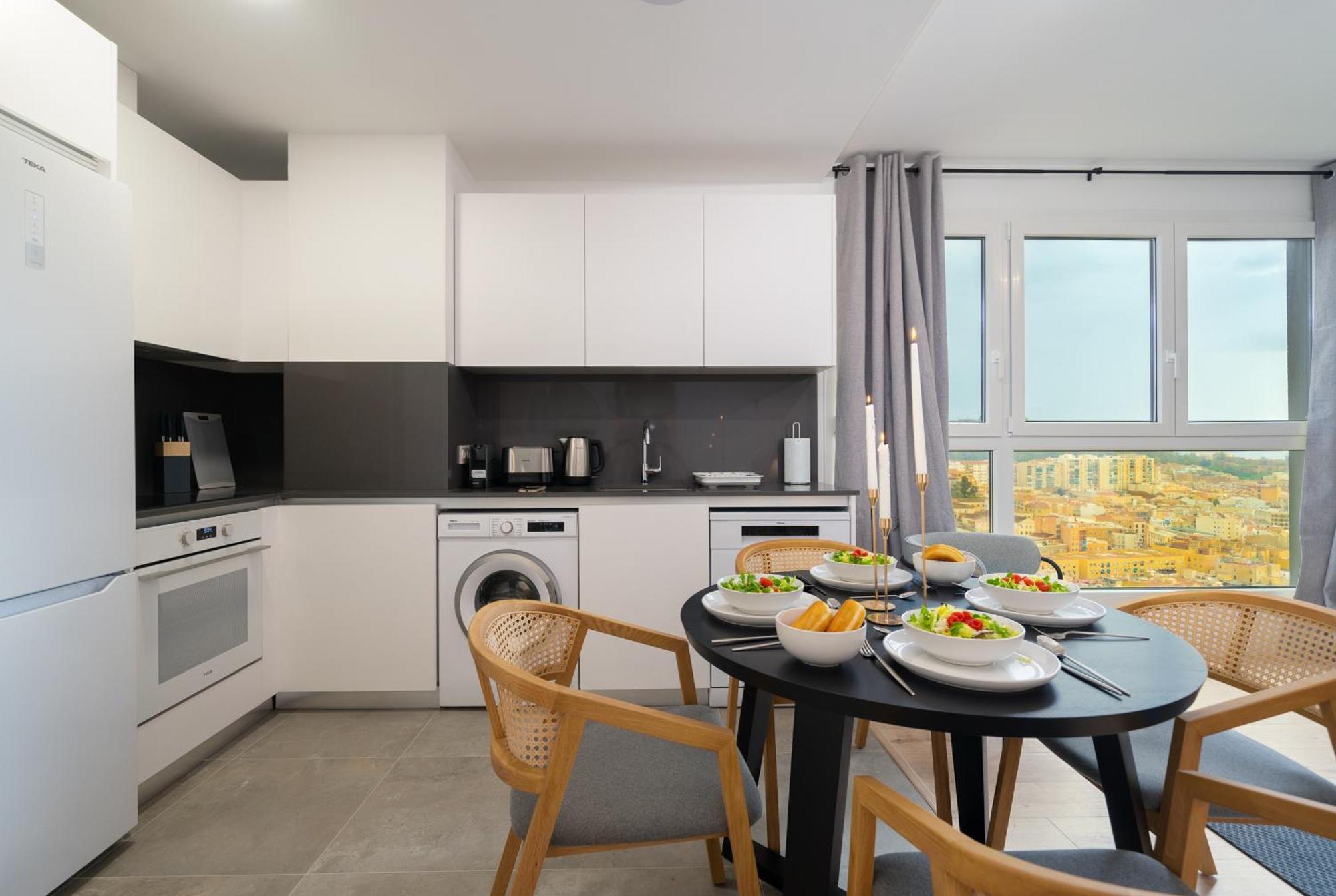 Xpce Urban 8 Skyline - Parking Free Apartamento Málaga