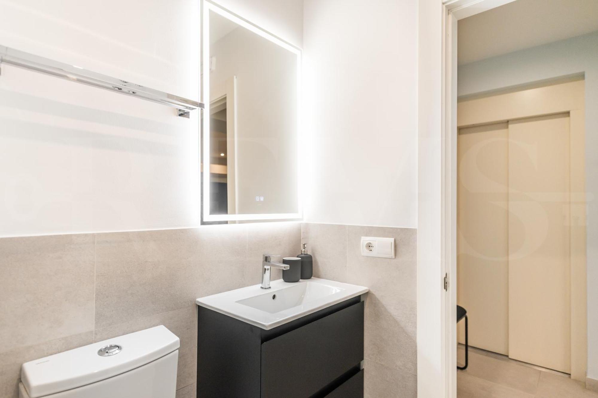 Intimate In The Heart Of By Rems Apartamento