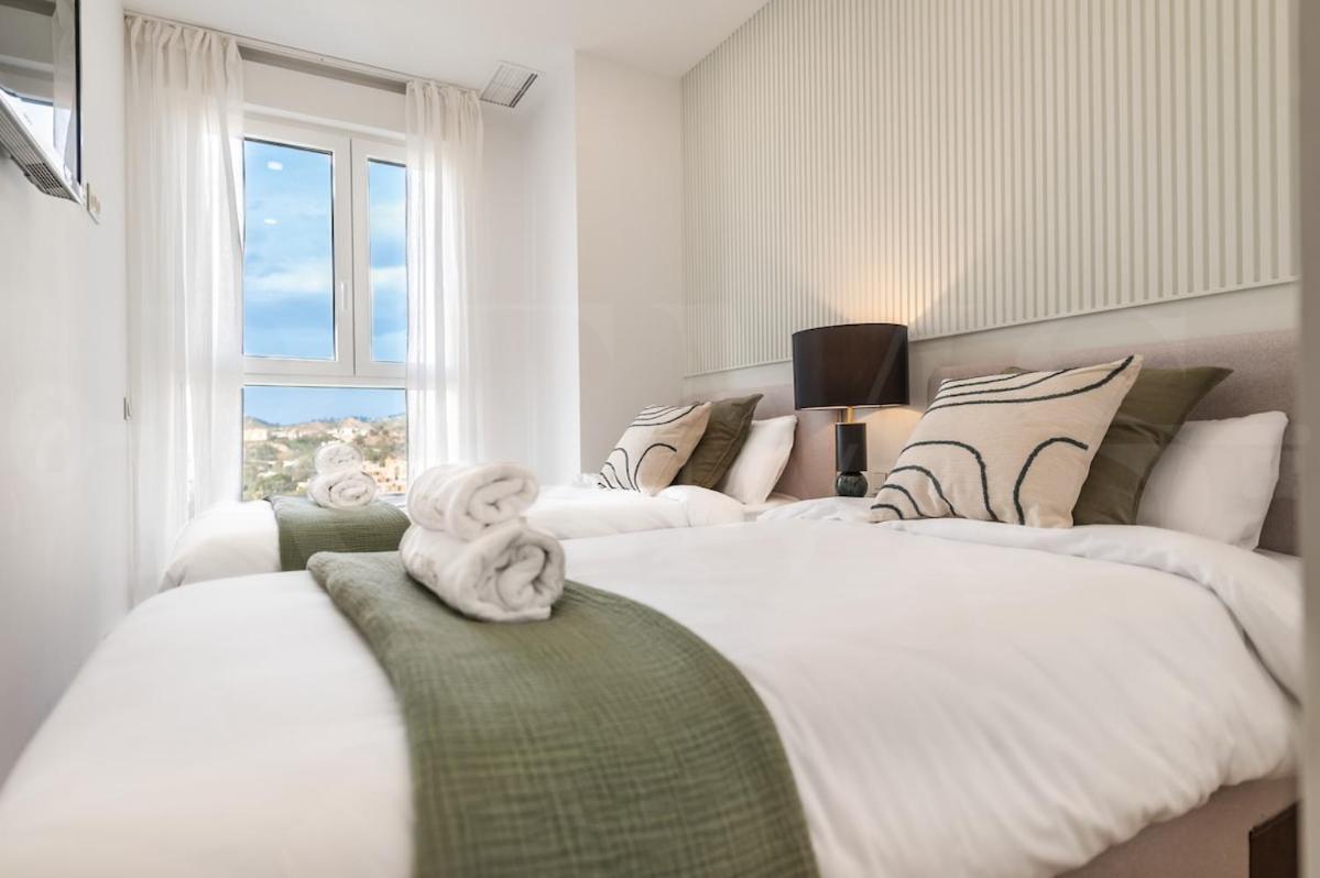 Panoramic Skyrise On The 20th Floor By Rems Apartment Malaga