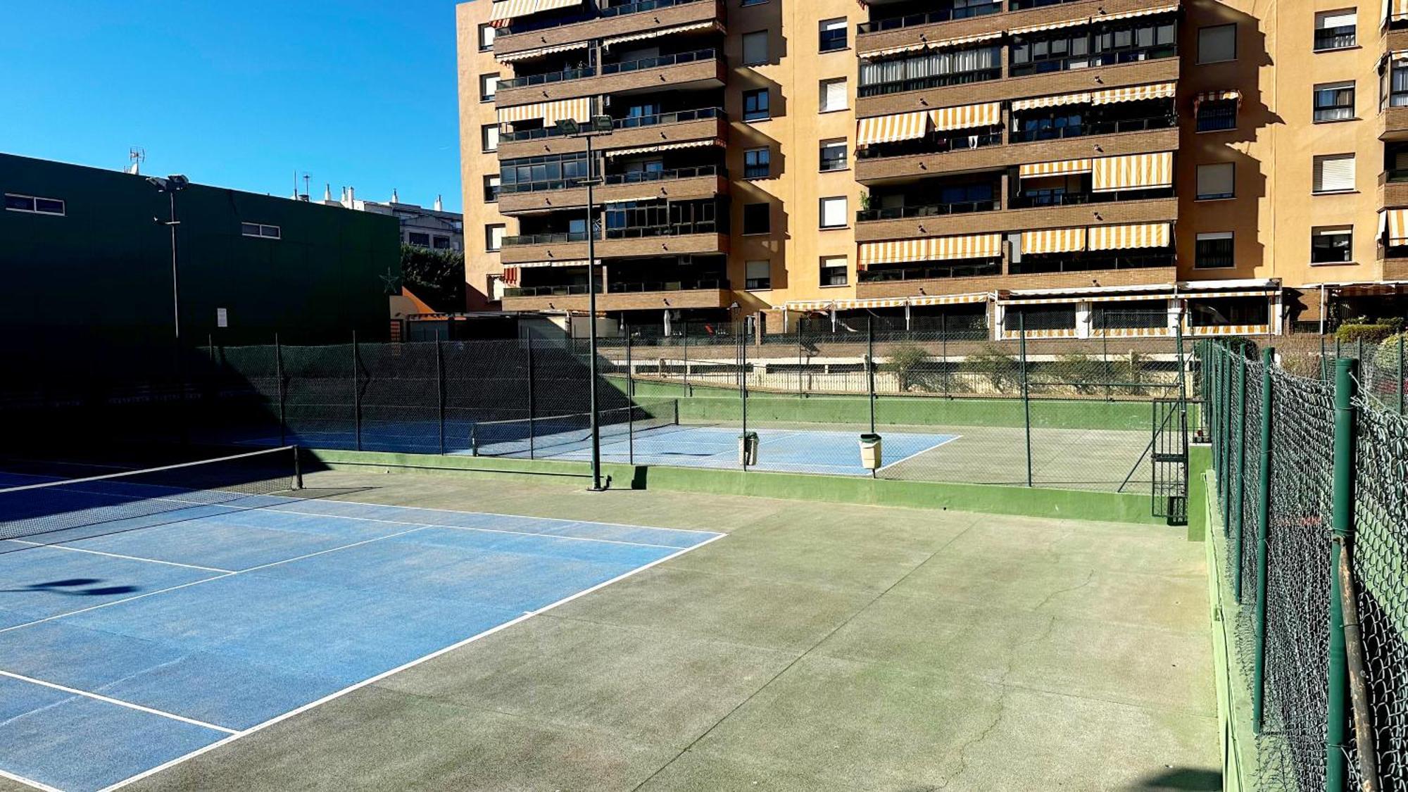 Oeste Parking-wifi-piscina Malaga