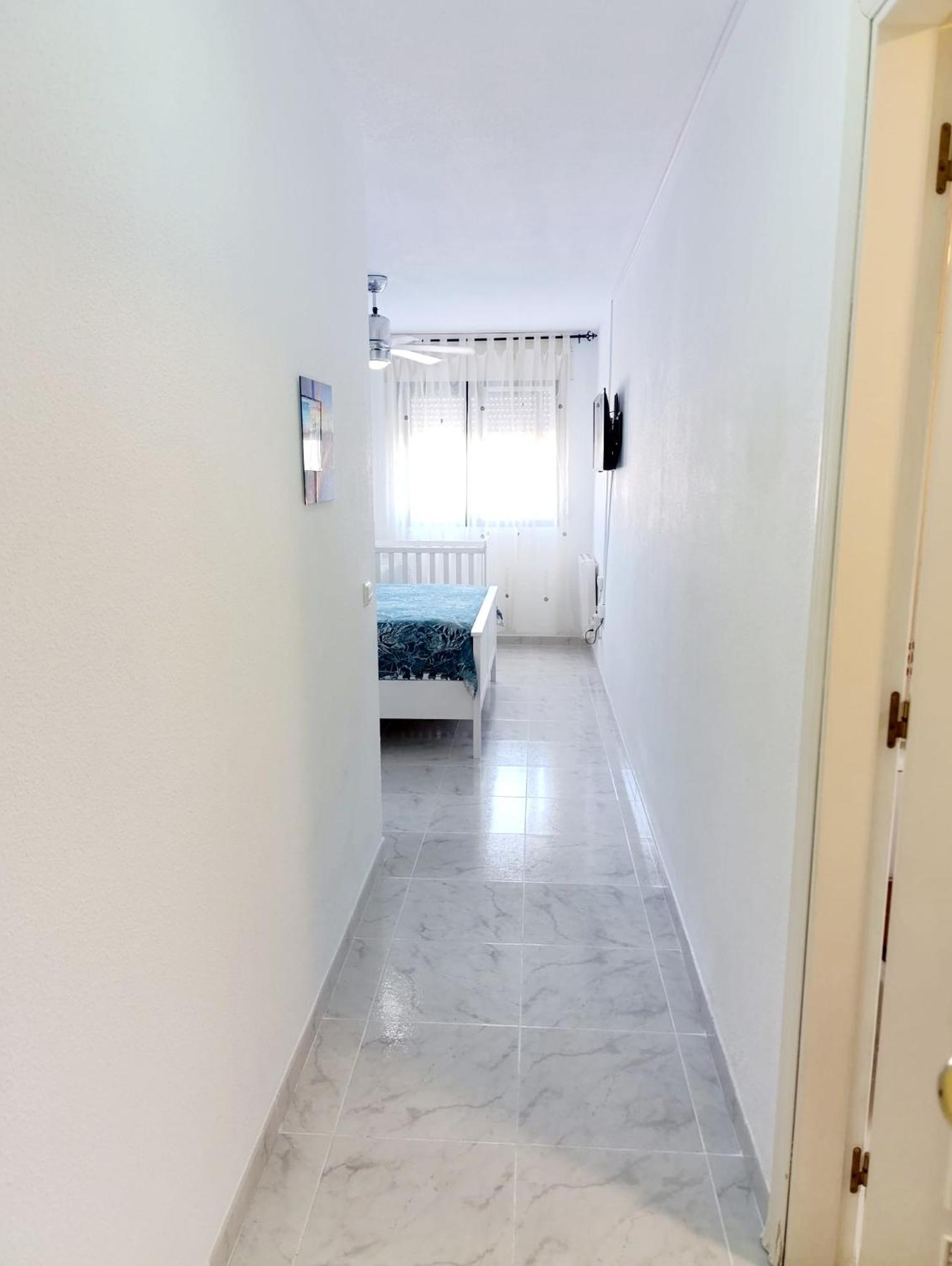 Oeste Parking-wifi-piscina *