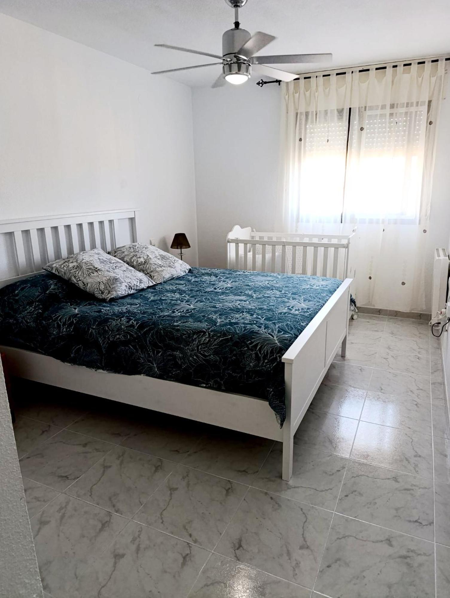 Apartment Oeste Parking-wifi-piscina