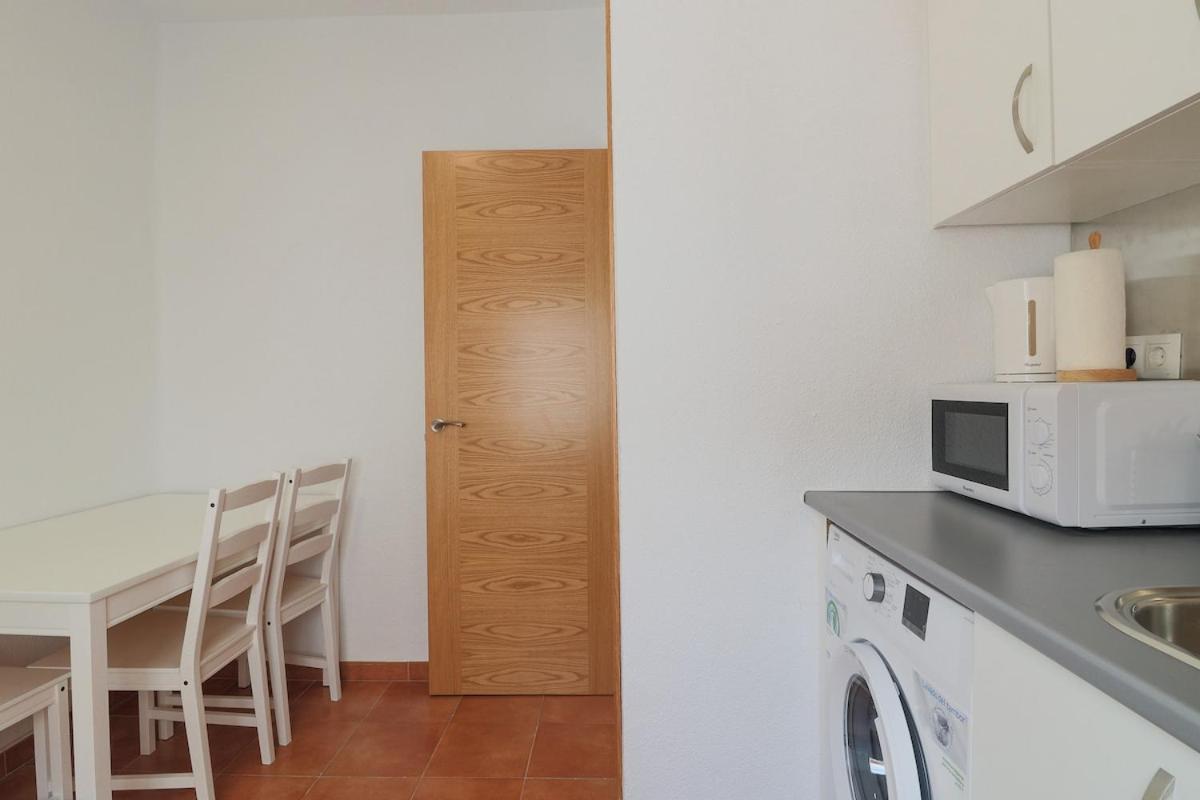 C75 - Comfy 3 Bedroom Near Center Apartment Malaga