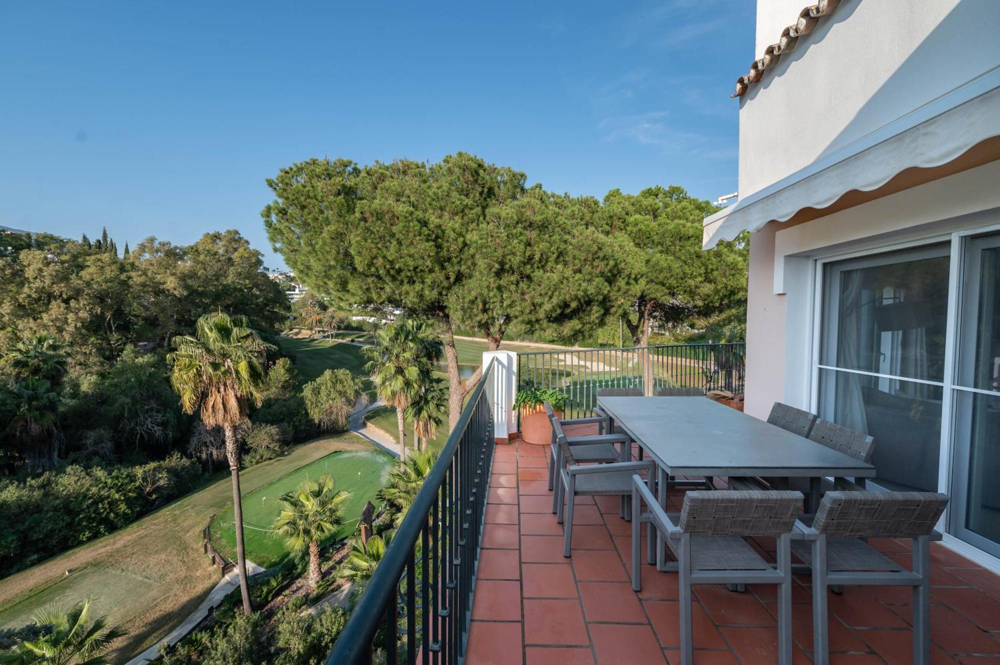 Magnifica Adosada La Quinta Golf Apartment