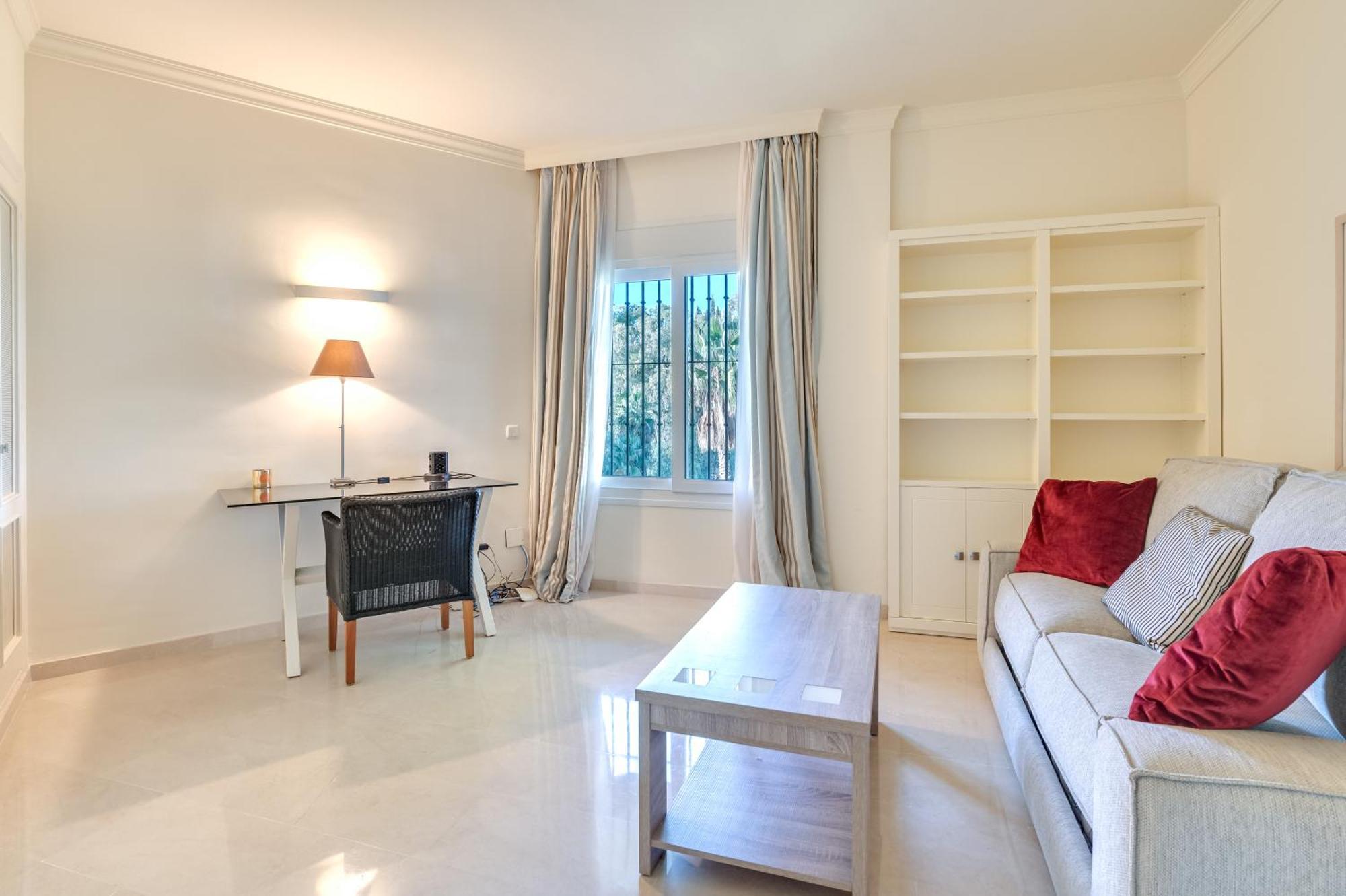 Magnifica Adosada La Quinta Golf Apartment *