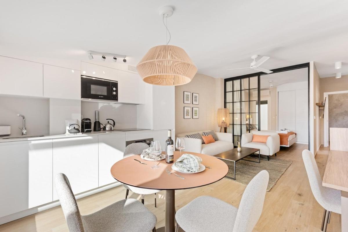 Pineapple Arriola Penthouse *