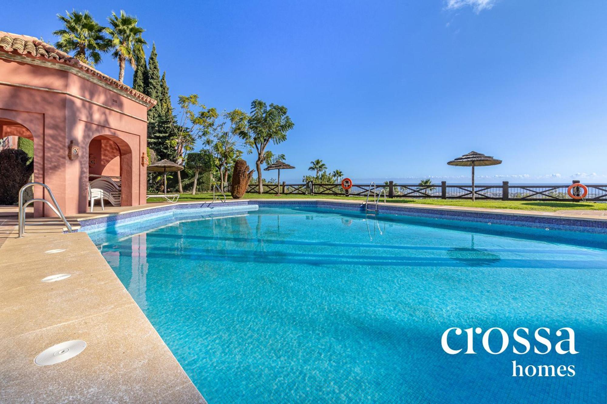Elegant Golf Apt, Peace, Pool, Panoramic Views Málaga