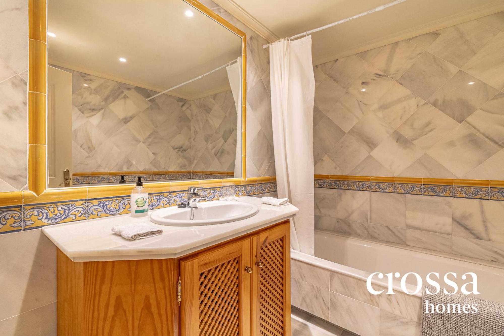 Elegant Golf Apt, Peace, Pool, Panoramic Views