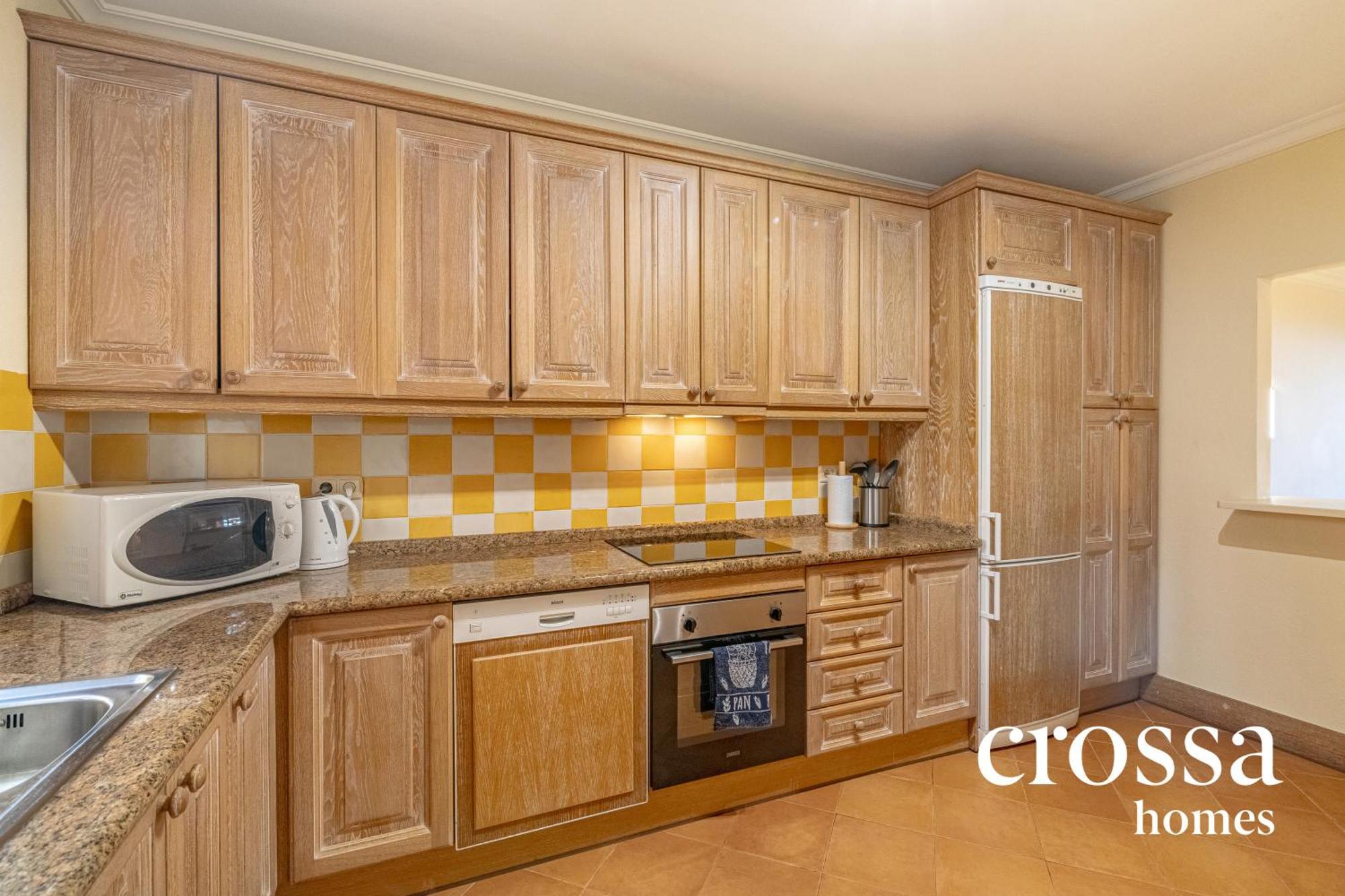 Elegant Golf Apt, Peace, Pool, Panoramic Views Málaga