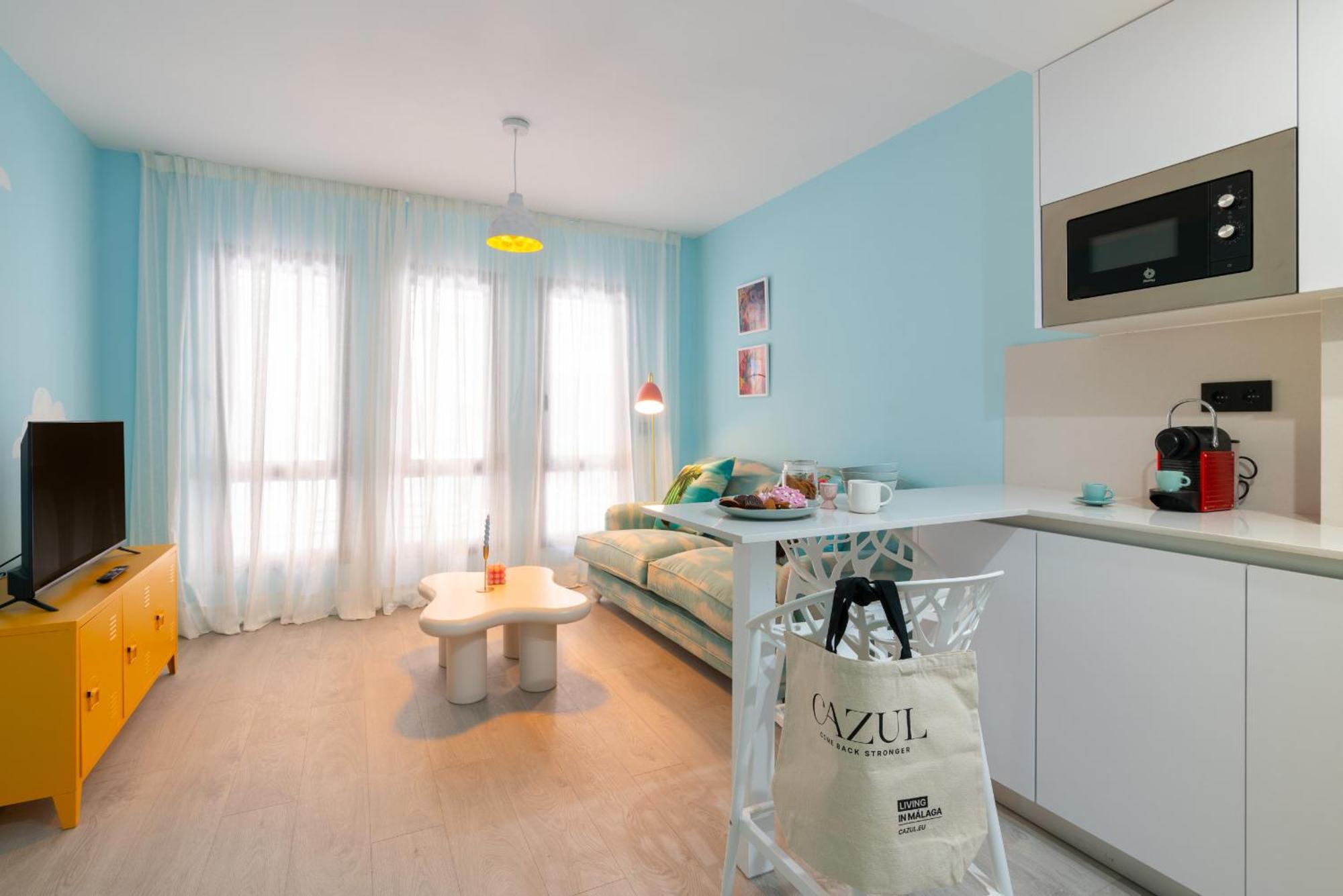 Apartment Heart With Patio , By Cazul