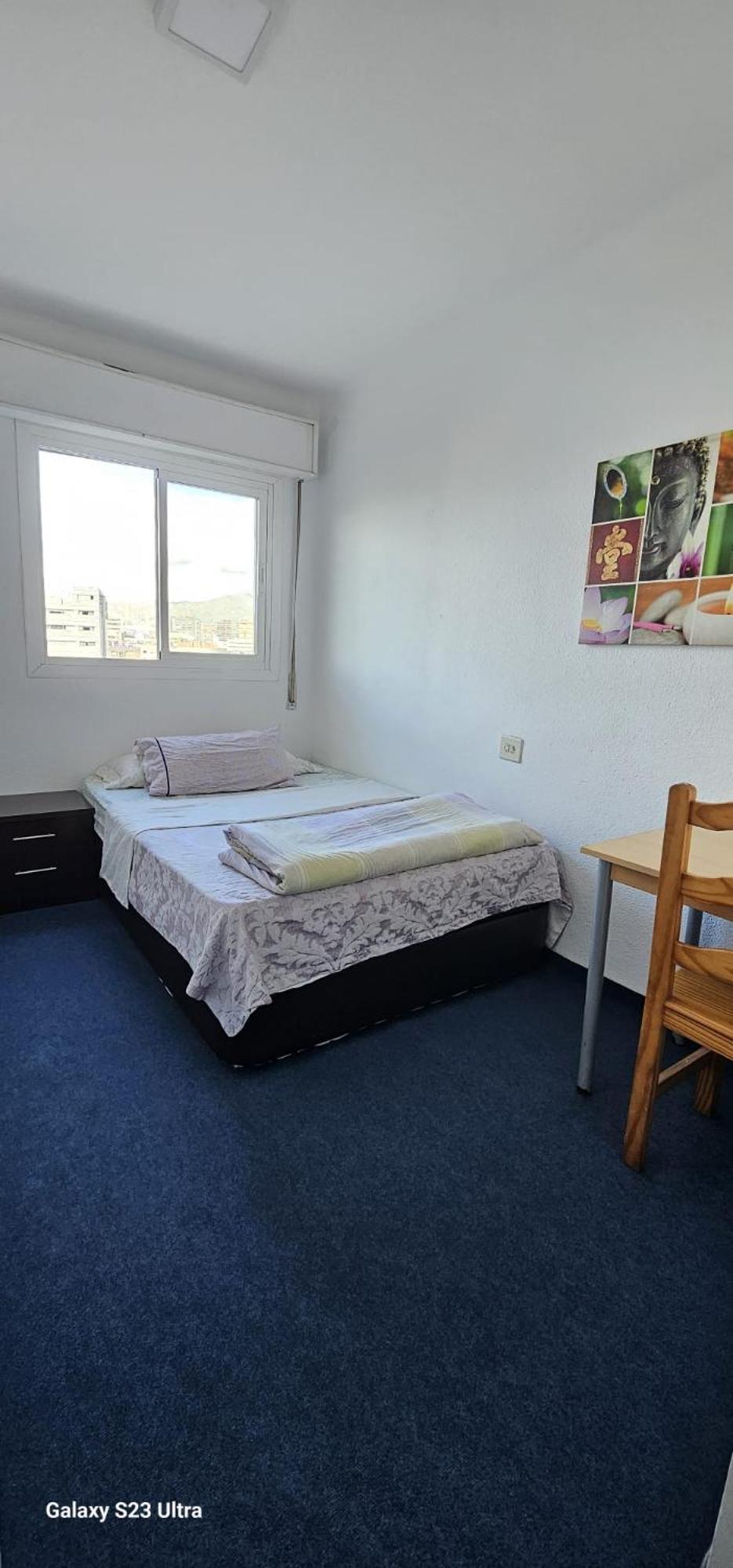 Habitación en casa particular Privada Centro Cerca Tren Maria Zambrano Y Playa Muy Buena Conexion Wifi Málaga