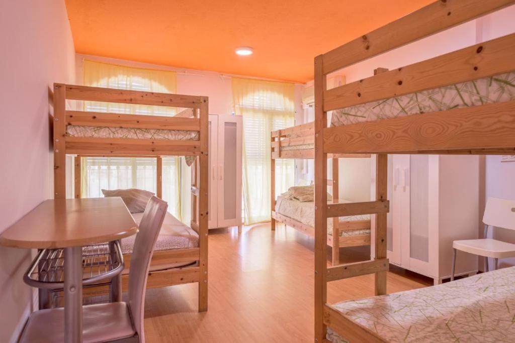 Hostal Residencia Sin Lujo