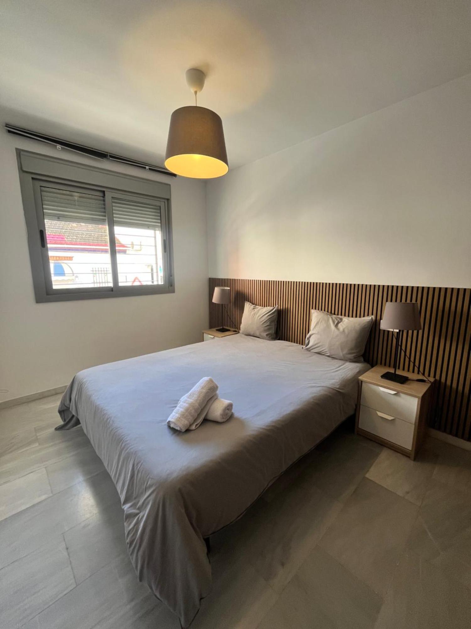 Apartamento Deluxe With Parking - Carlos Haya