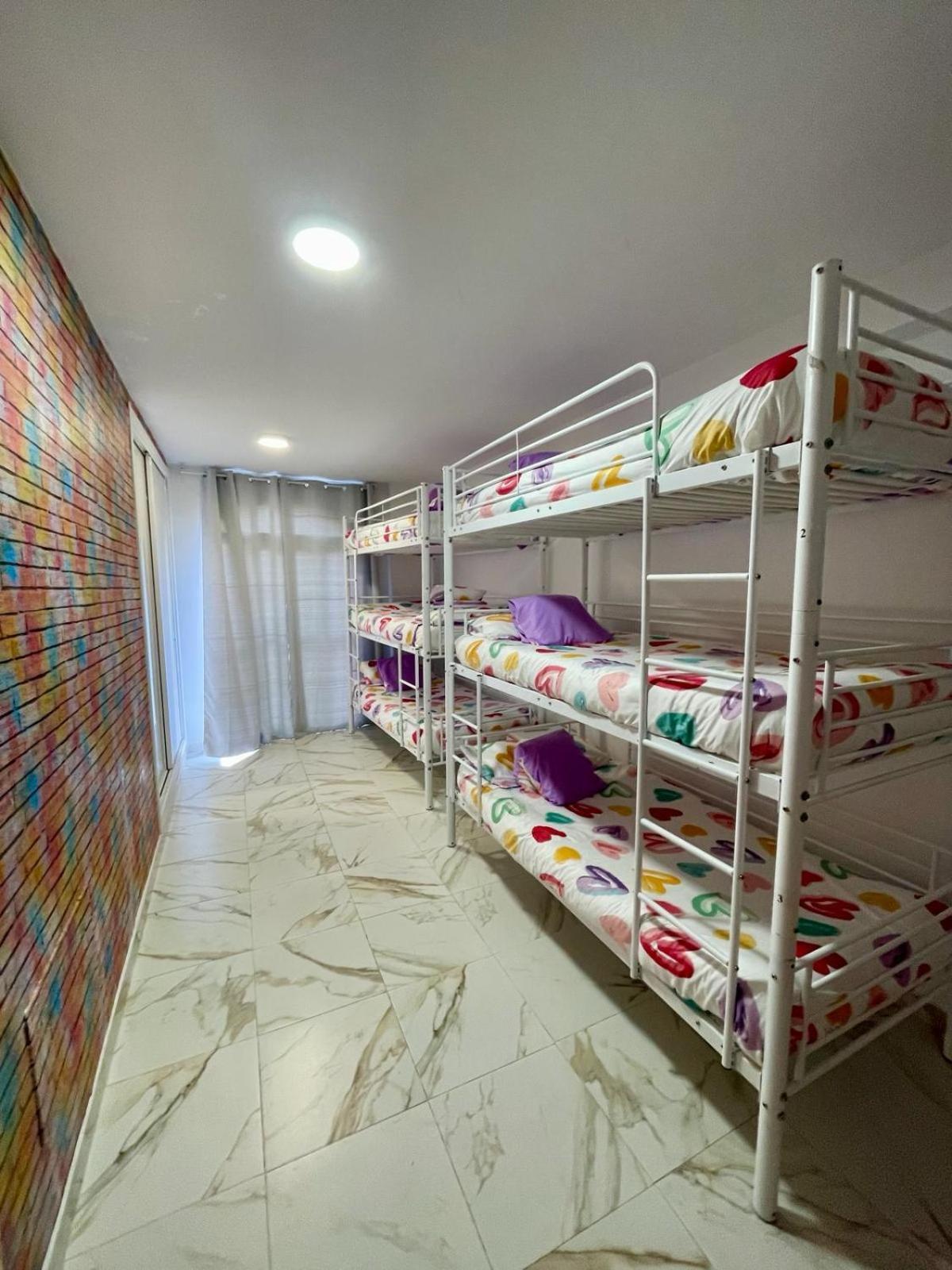 Residencia Sin Lujo * Málaga