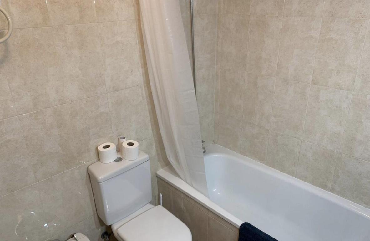 Spacious Merced Apartamento *