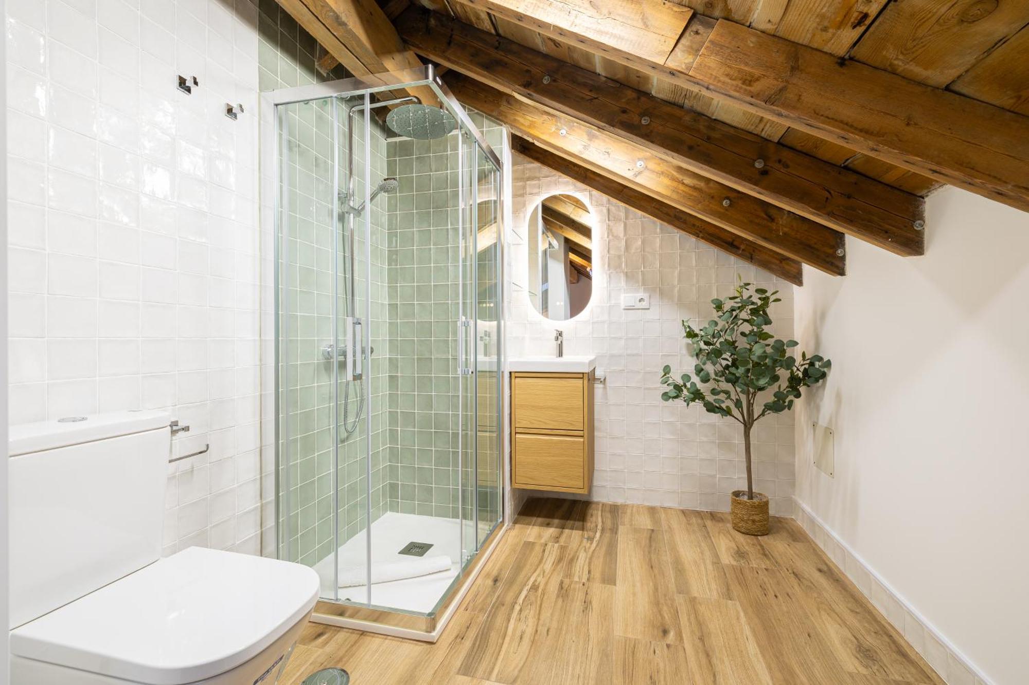 Modern Duplex Courtyard -2bedrooms 2baths Apartamento *