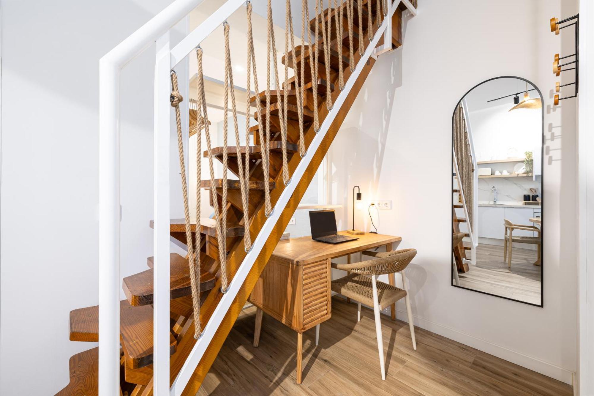 Modern Duplex Courtyard -2bedrooms 2baths Apartamento Málaga