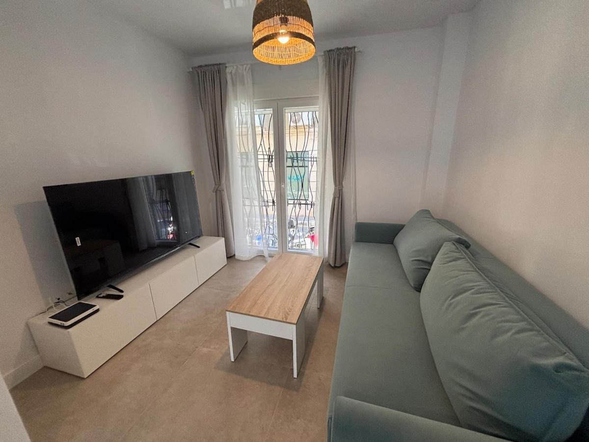 Apartamento Nuevo! En El Centro! 1m Metro, Zambrano Y Con Parking *