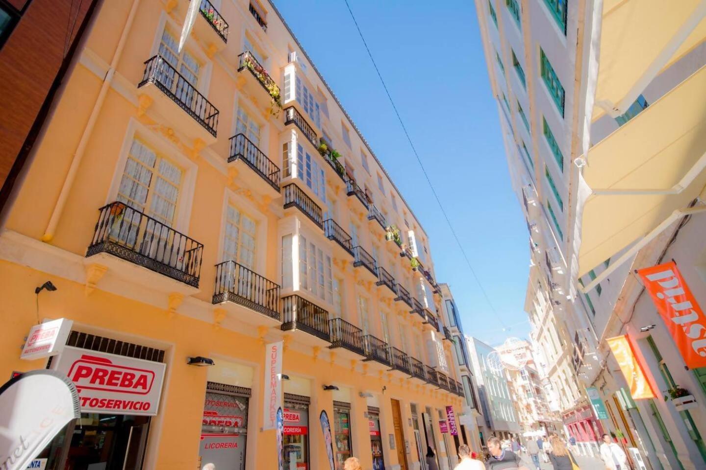 De La Constitución * Málaga