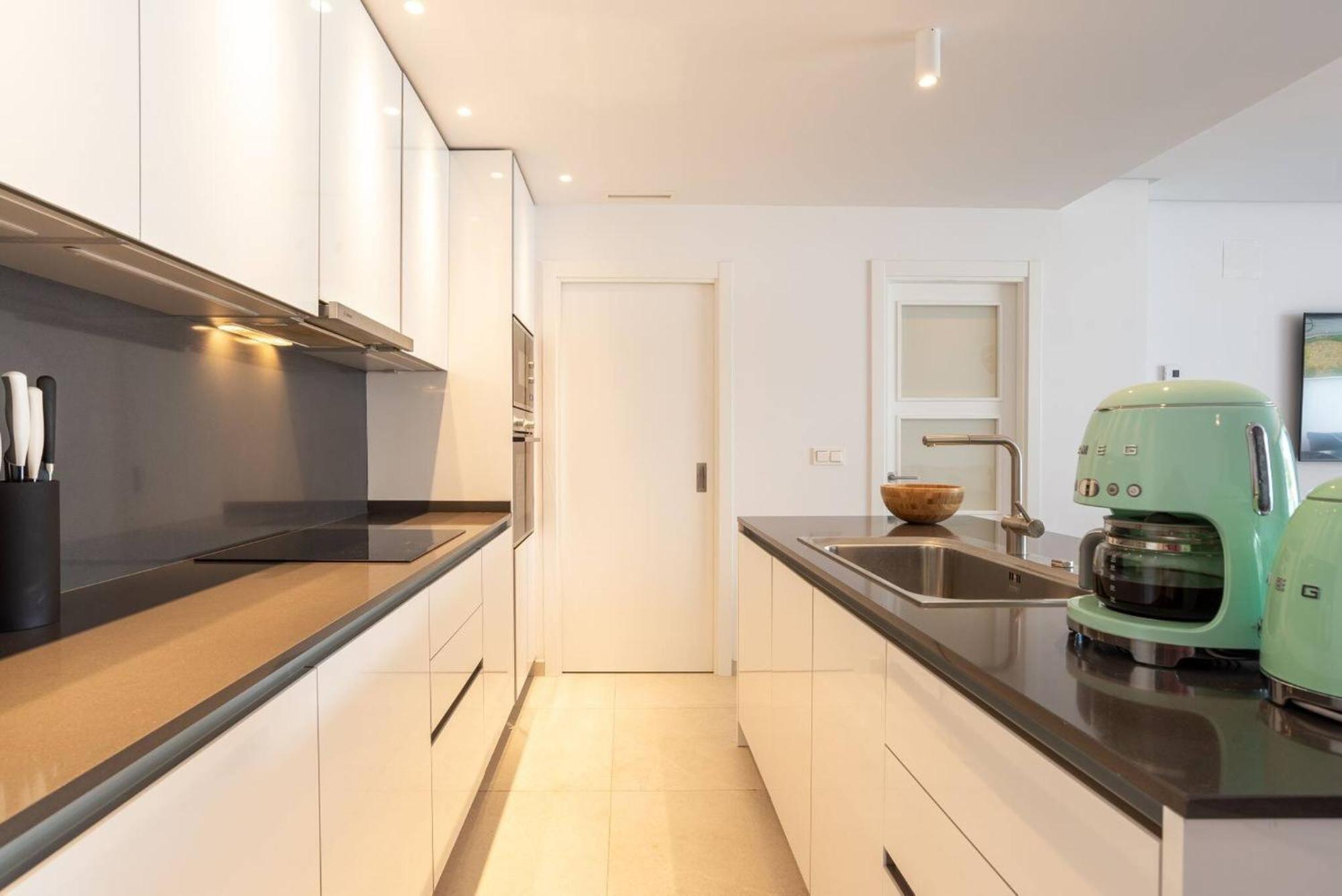 La Quinta 3 Bedroom Ultra Modern With Private Hot Tub *