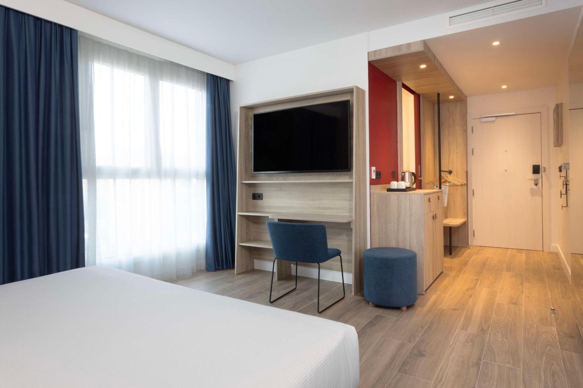 Hampton By Hilton Martiricos Hotel Málaga