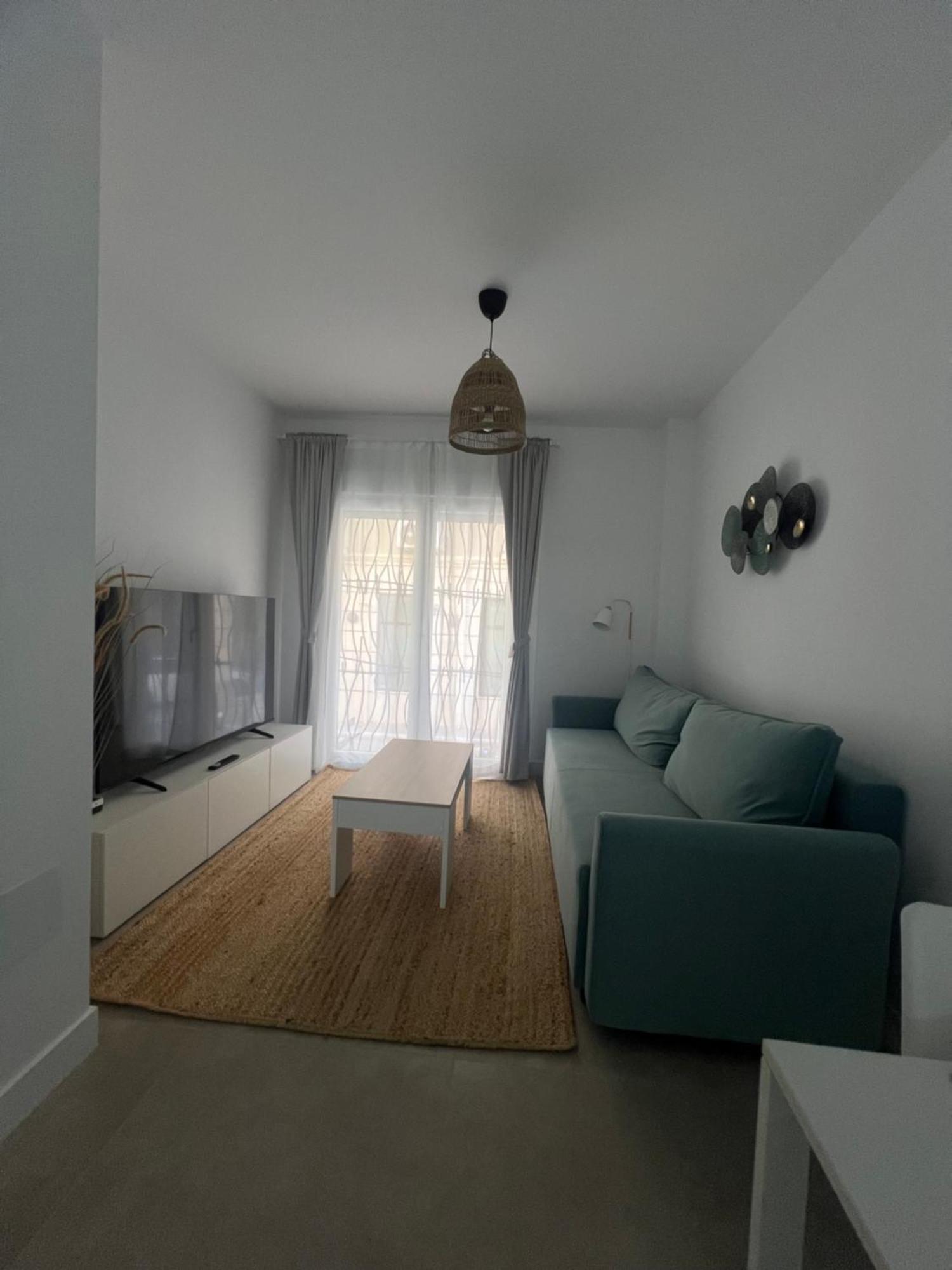 Apartamento Nuevo! En El Centro! 1m Metro, Zambrano Y Con Parking Málaga