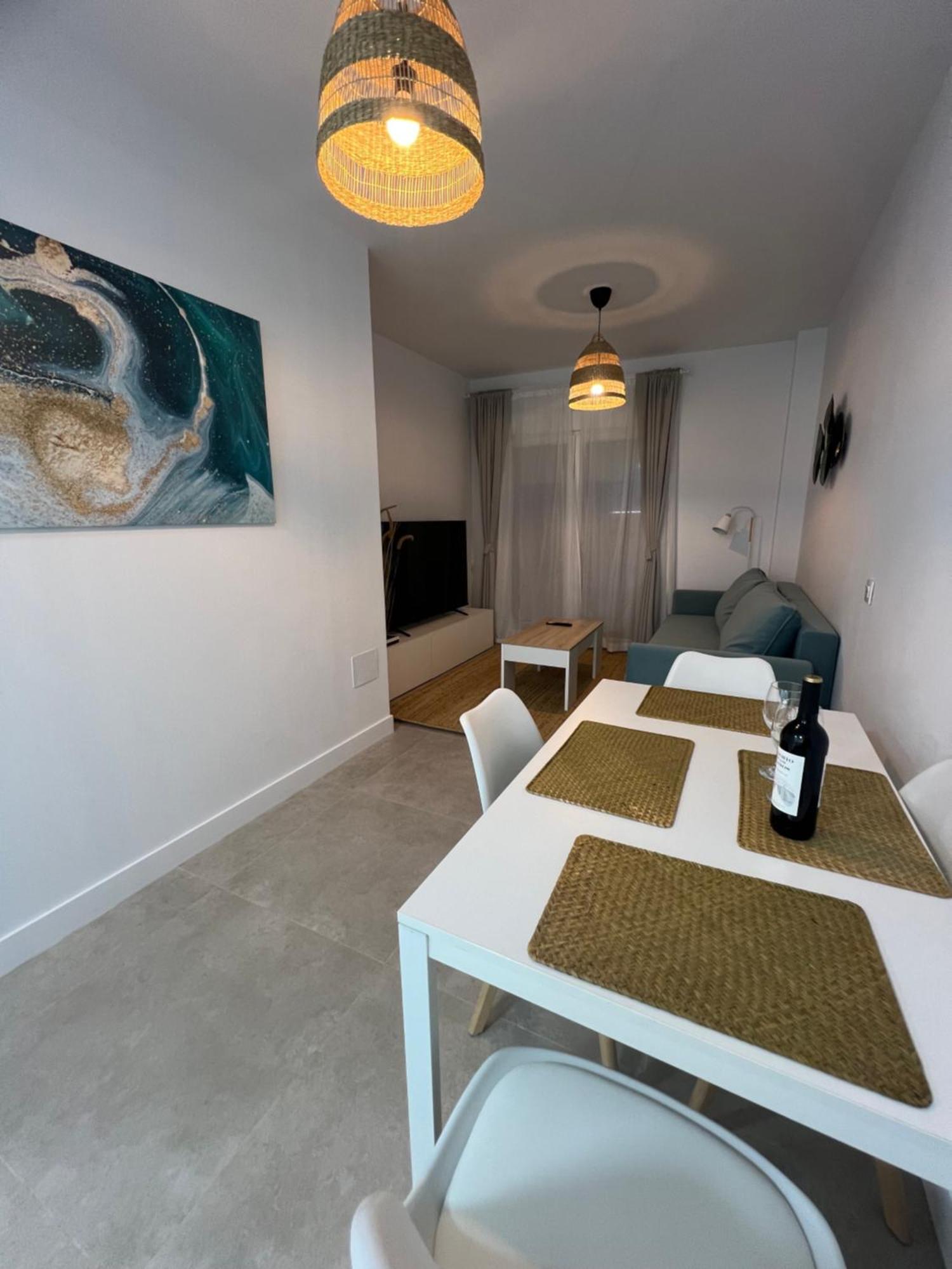 Apartamento Nuevo! En El Centro! 1m Metro, Zambrano Y Con Parking *