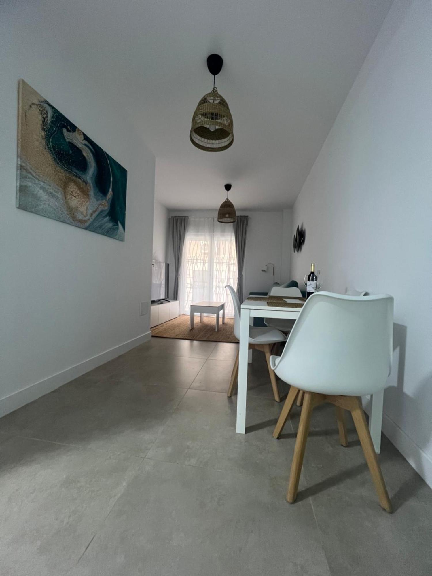 Apartamento Nuevo! En El Centro! 1m Metro, Zambrano Y Con Parking Málaga