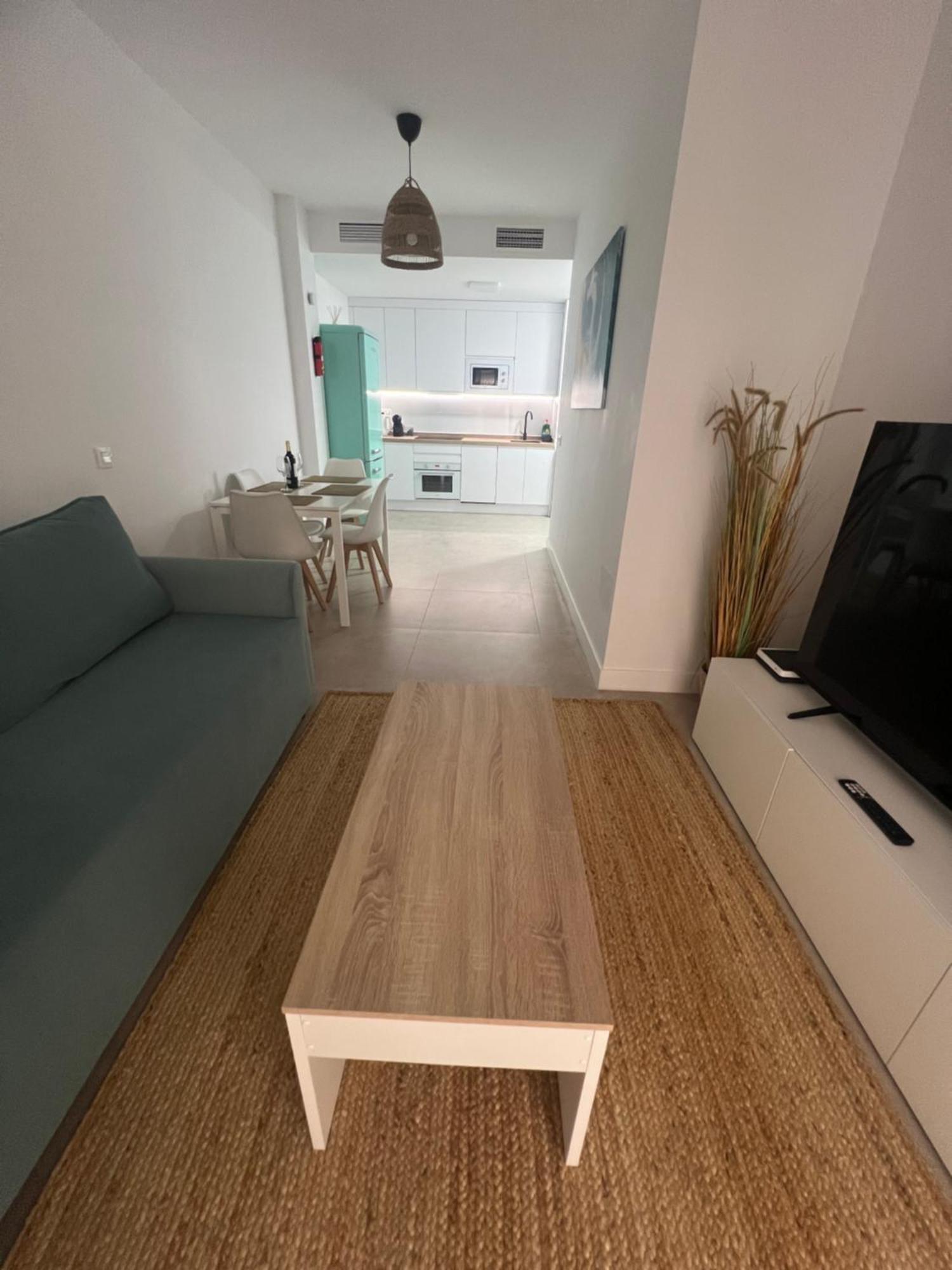 Apartamento Nuevo! En El Centro! 1m Metro, Zambrano Y Con Parking *