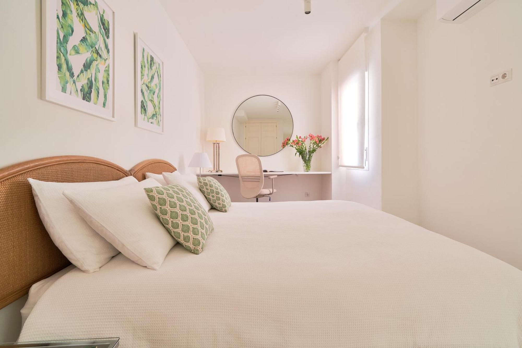 Apartamento Modern Centre W/ Terrace & Fast Wifi Málaga