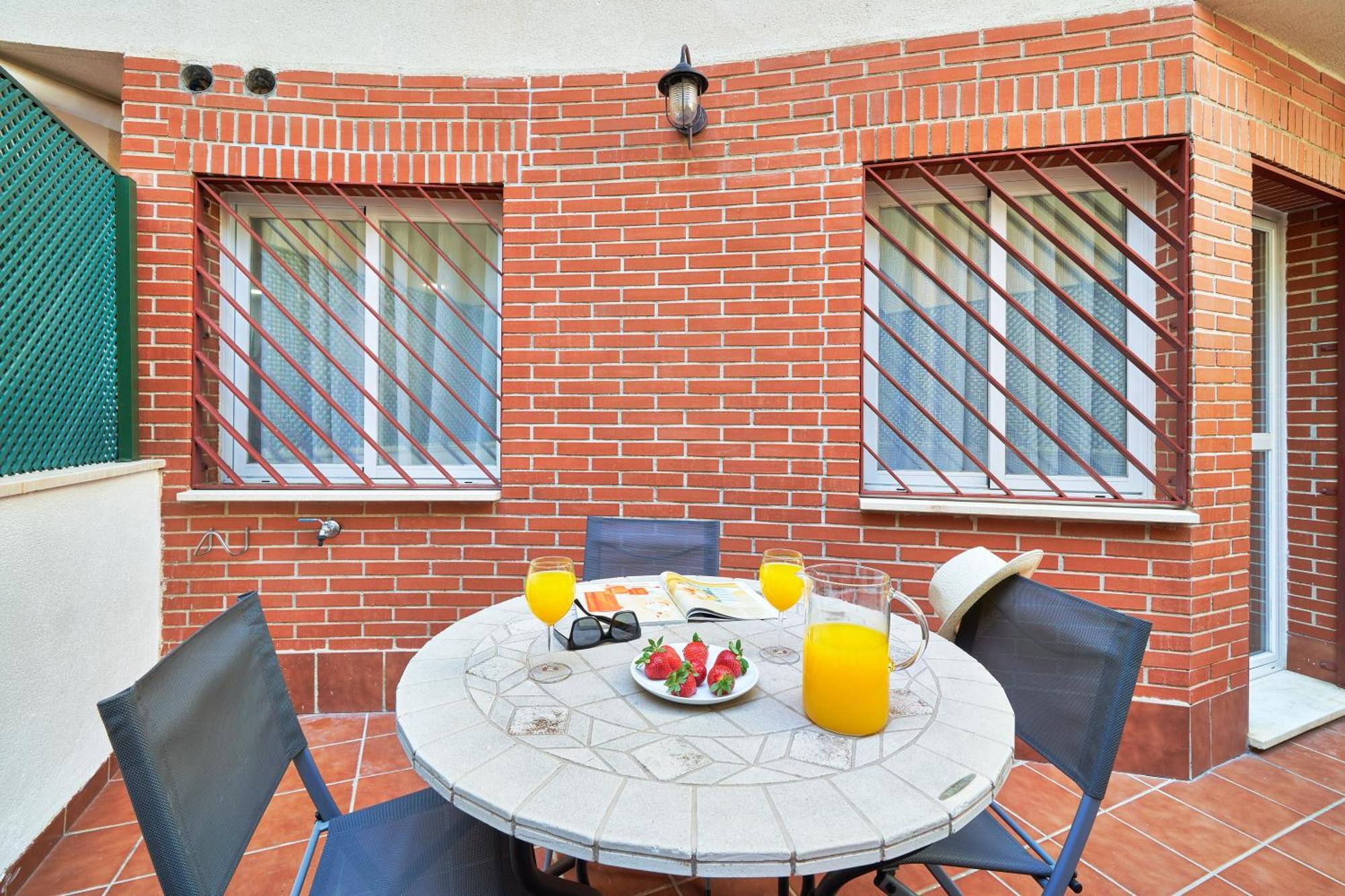 Modern Centre W/ Terrace & Fast Wifi Apartamento