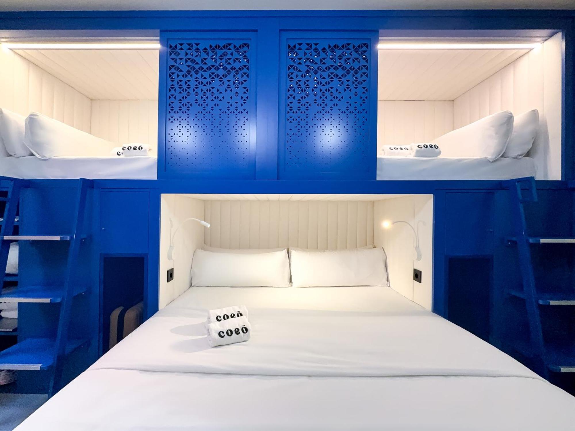 Hostal Coeo Hernan Ruiz Rooftop Pool